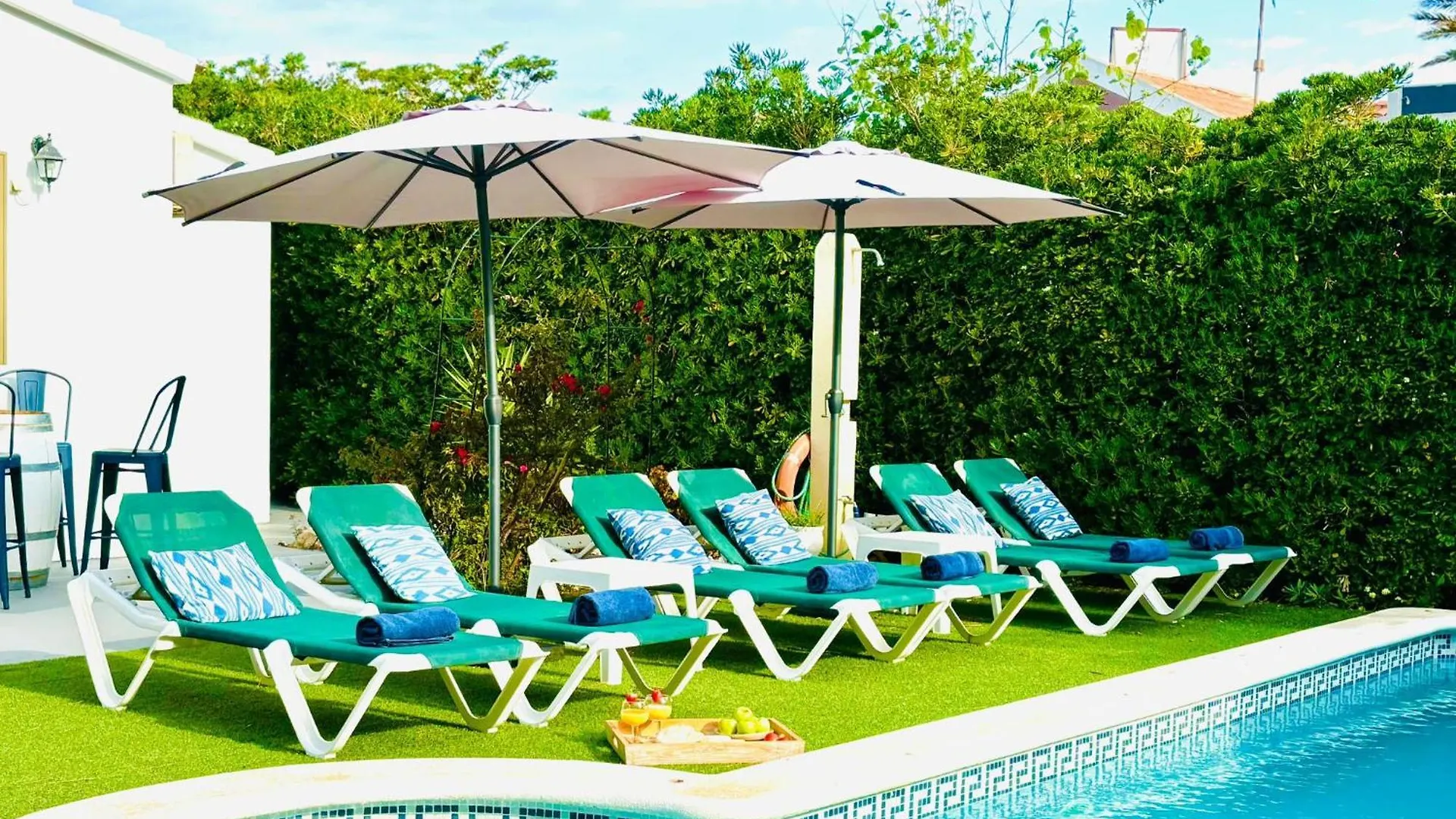 Leon 3 Bedroom Villa, Cap Dartrutx Cala en Bosch